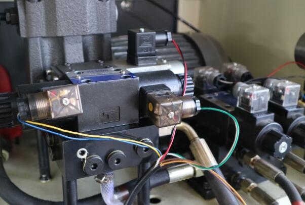 �Һ�ŷ��f��ԇ�C�ŷ��y��(n��i)���Y(ji��)��